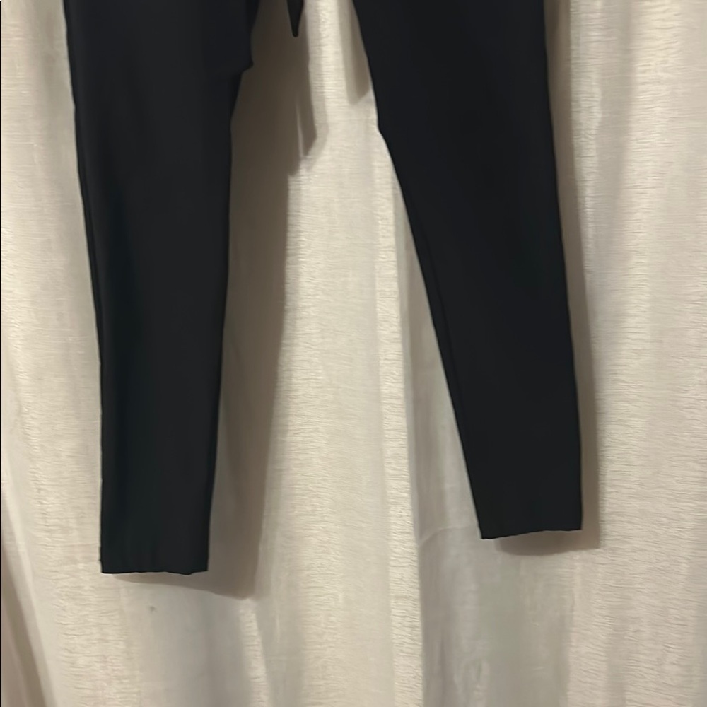 Fashion Nova Black Cropped Pants - Picture 12 of 12